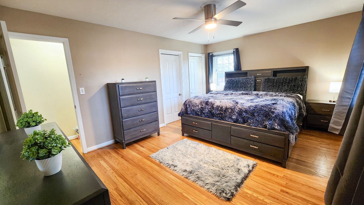 Photo of Bedroom in Klondike