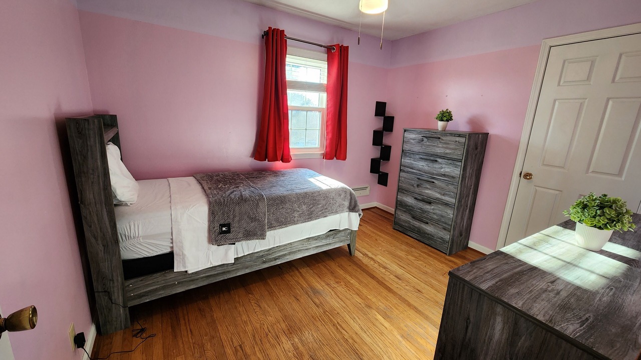 Photo of Bedroom in Klondike