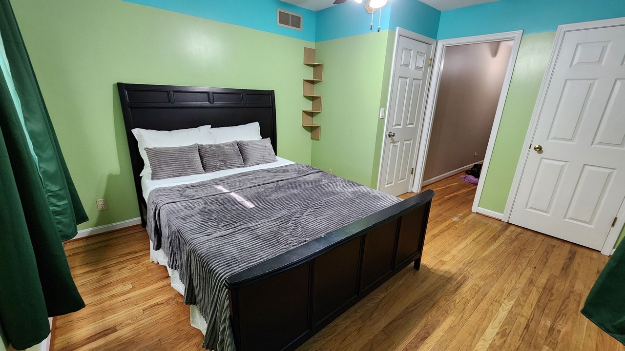 Photo of Bedroom in Klondike