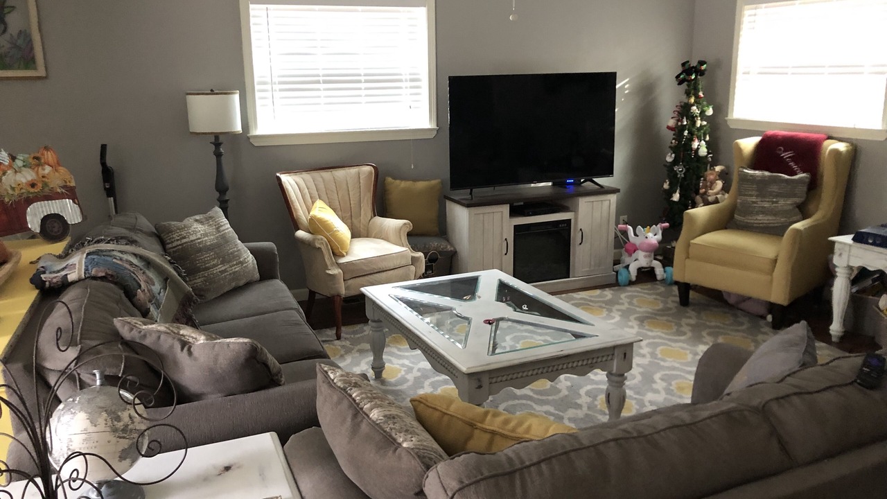 Photo of Livingroom in Greers Ferry