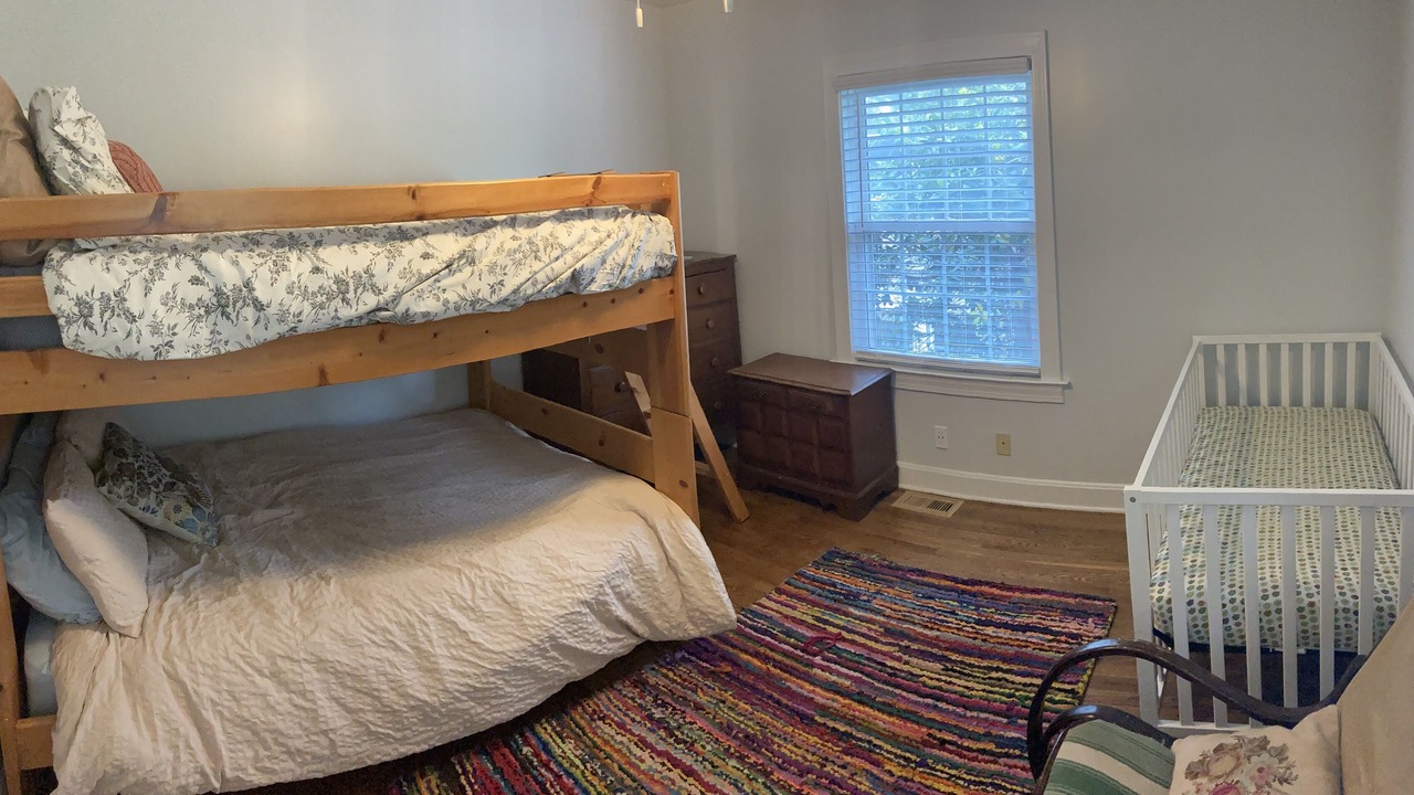 Photo of Bedroom in Beechmont