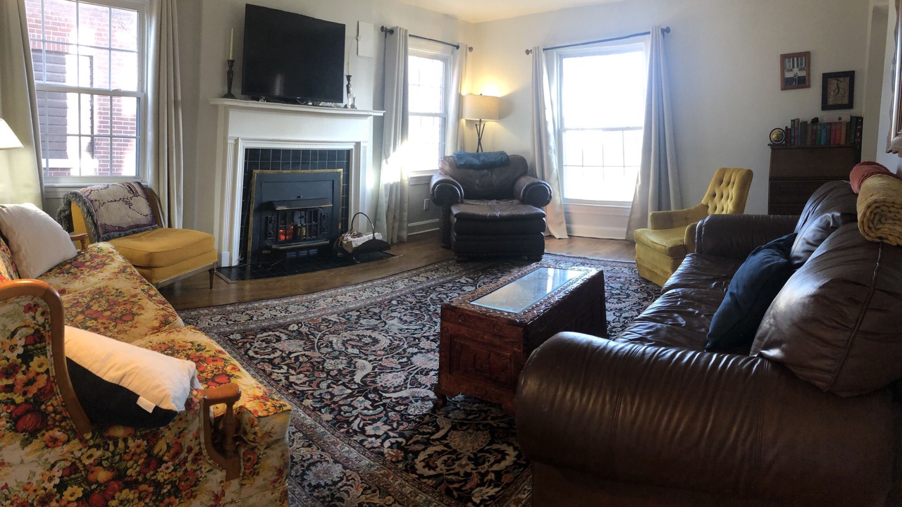 Photo of Livingroom in Beechmont