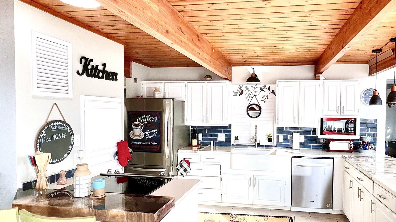 Photo of Kitchen in Center Ridge