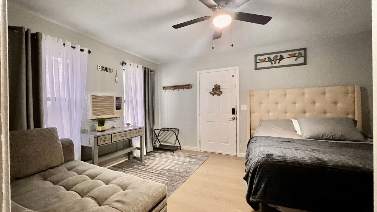 Photo of Bedroom in Center Ridge