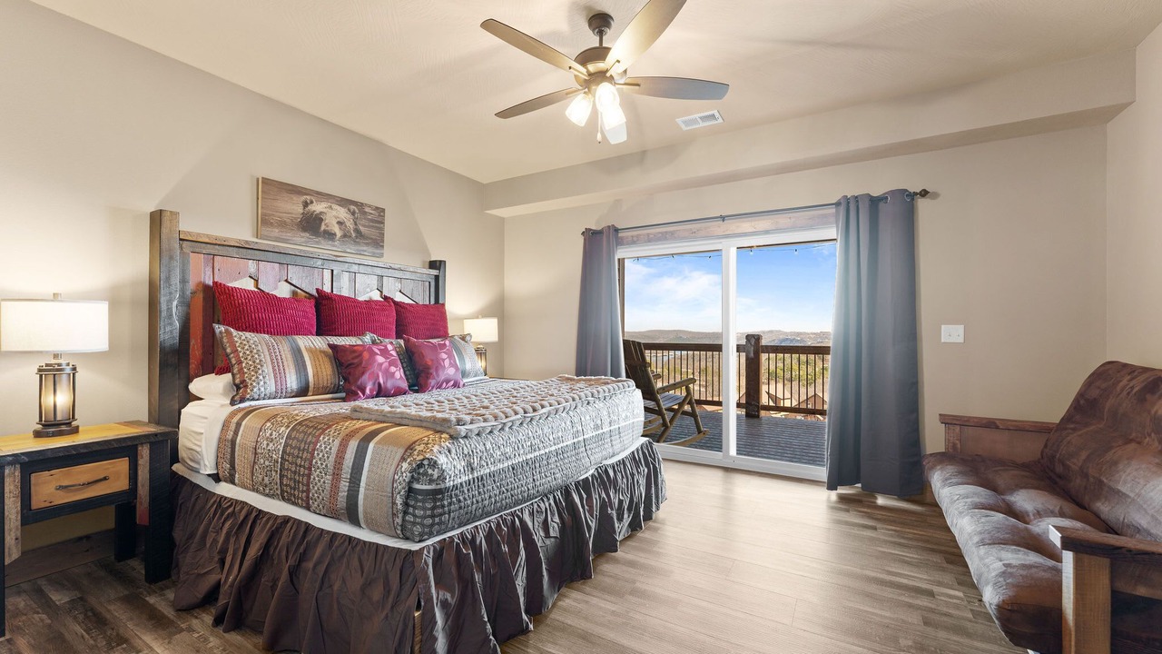 Photo of Bedroom in Kimberling City