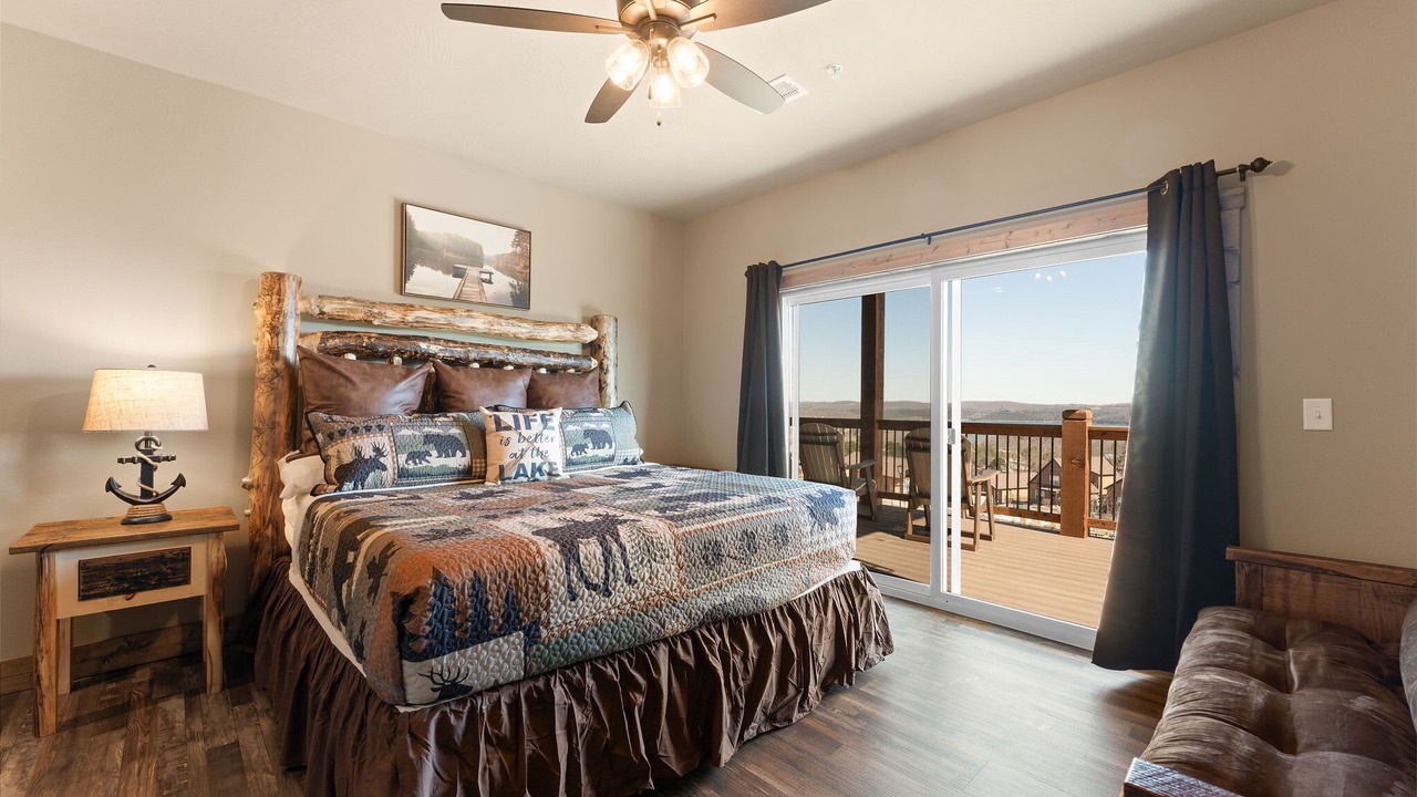 Photo of Bedroom in Kimberling City