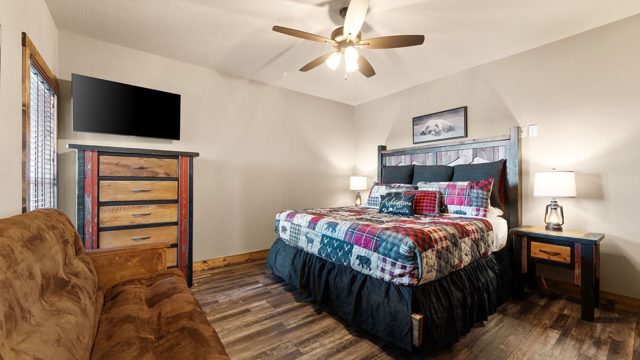 Photo of Bedroom in Kimberling City