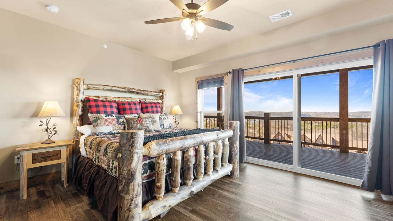 Photo of Bedroom in Kimberling City
