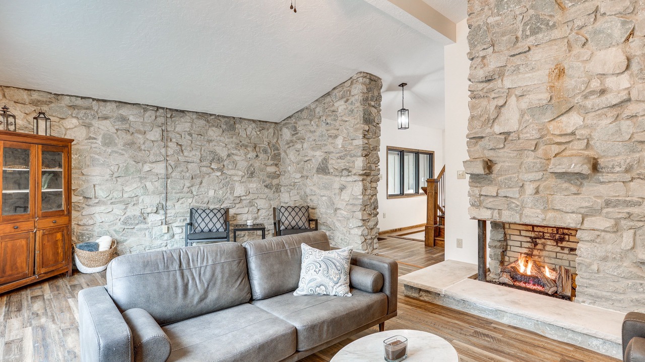 Photo of Livingroom in Sugar Tree