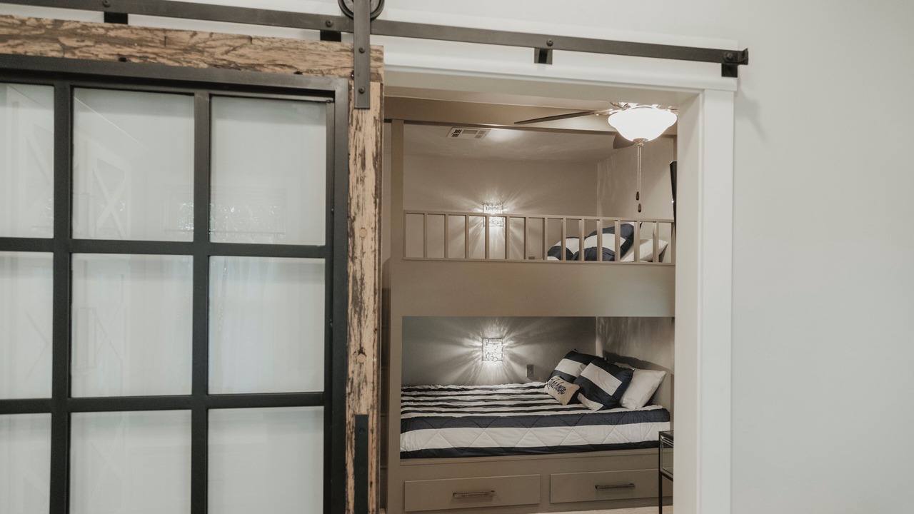 Photo of Bedroom in Eufaula