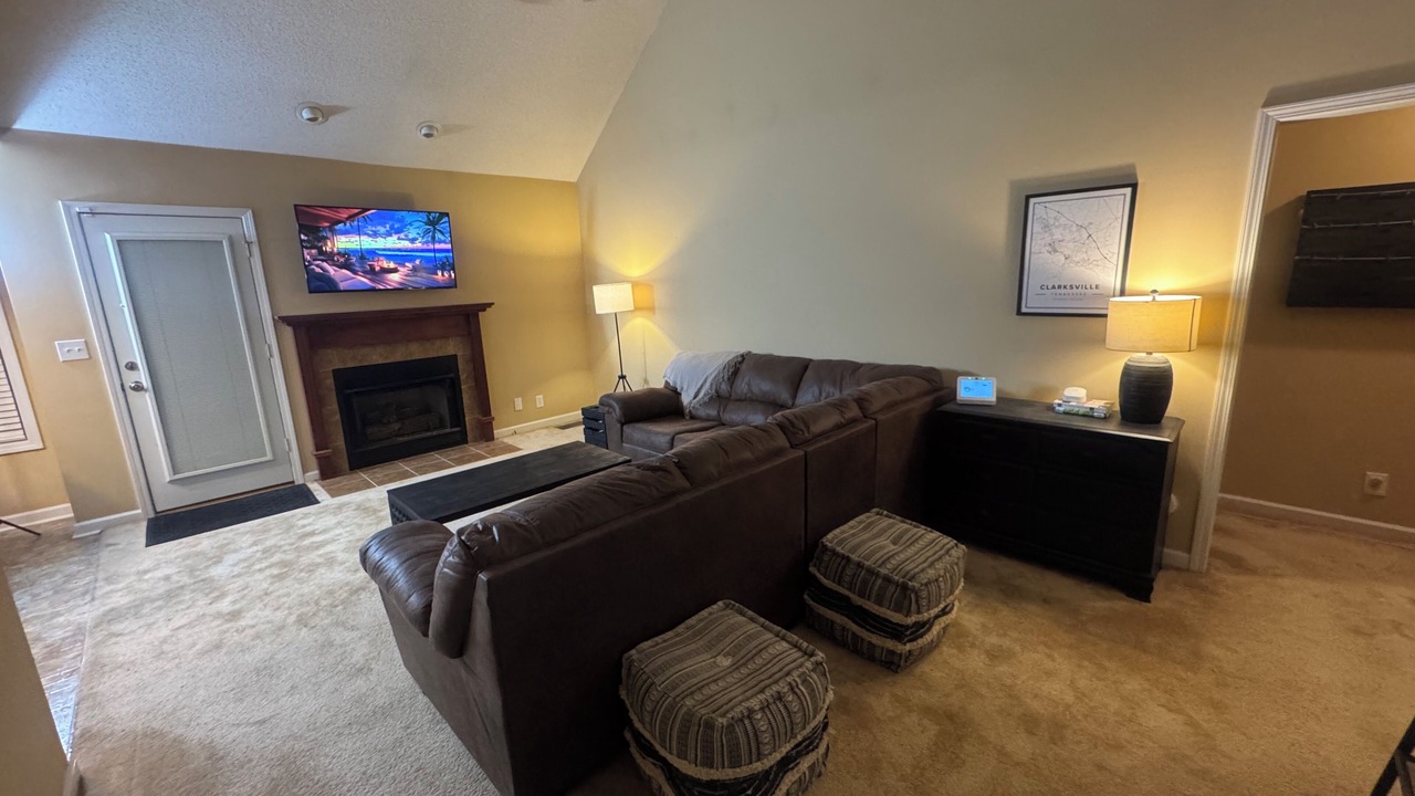 Photo of Livingroom in Clarksville