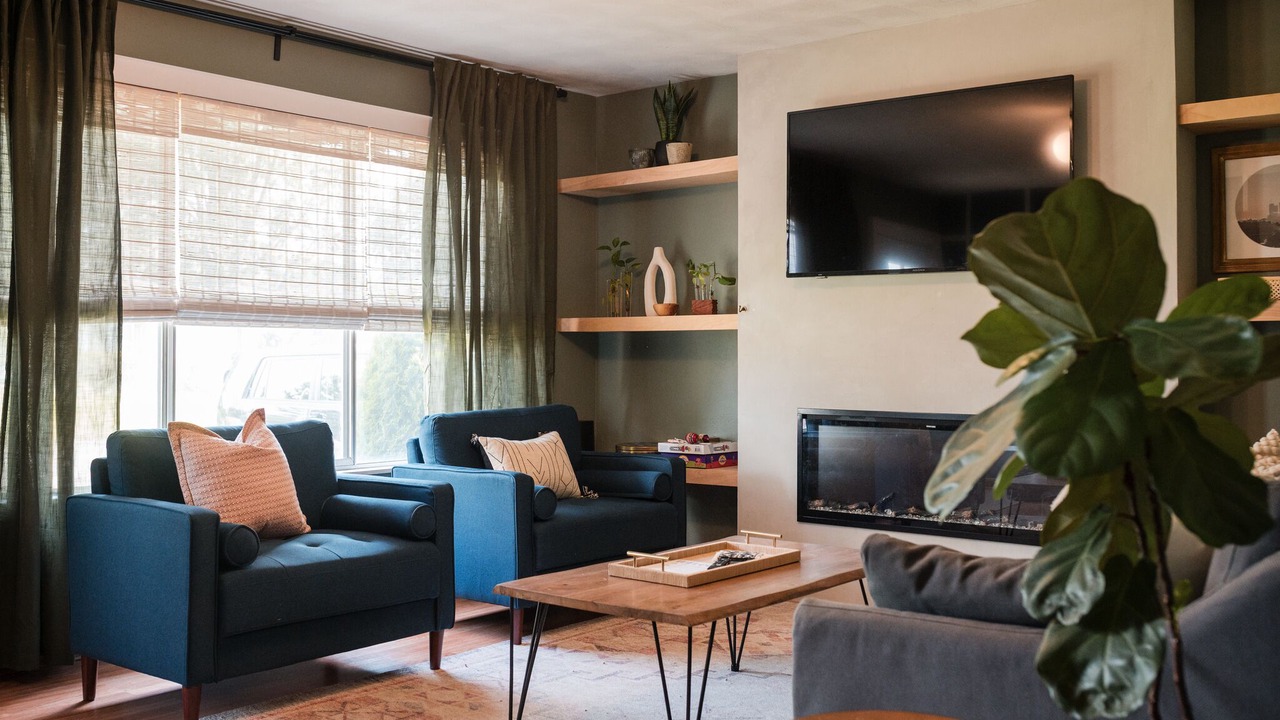 Photo of Livingroom in New Albany