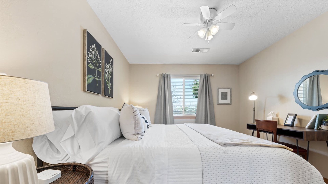 Photo of Bedroom in North Albuquerque Acres