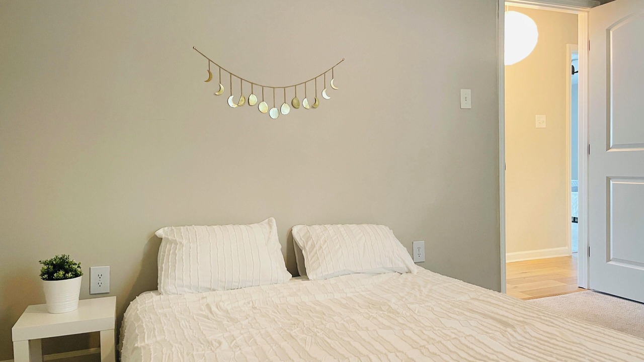 Photo of Bedroom in Central Gardens