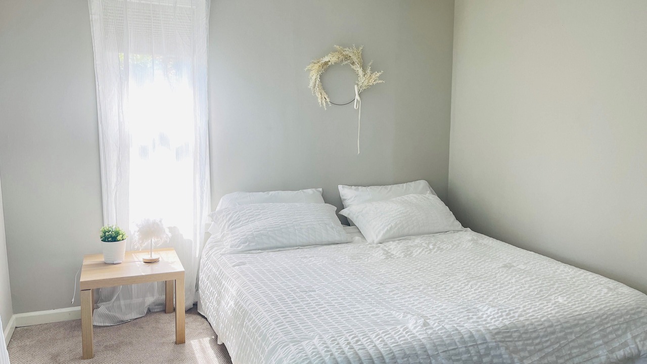 Photo of Bedroom in Central Gardens