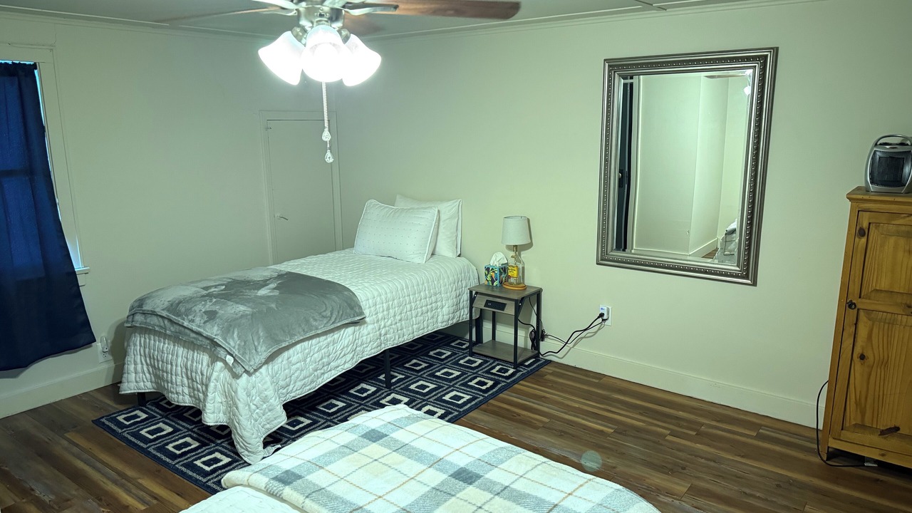 Photo of Bedroom in Enid