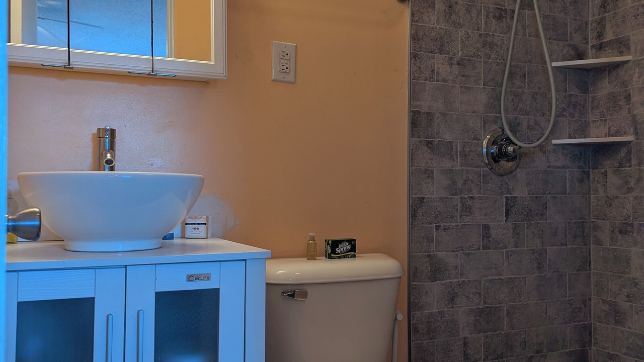Photo of Bathroom in Morehead City