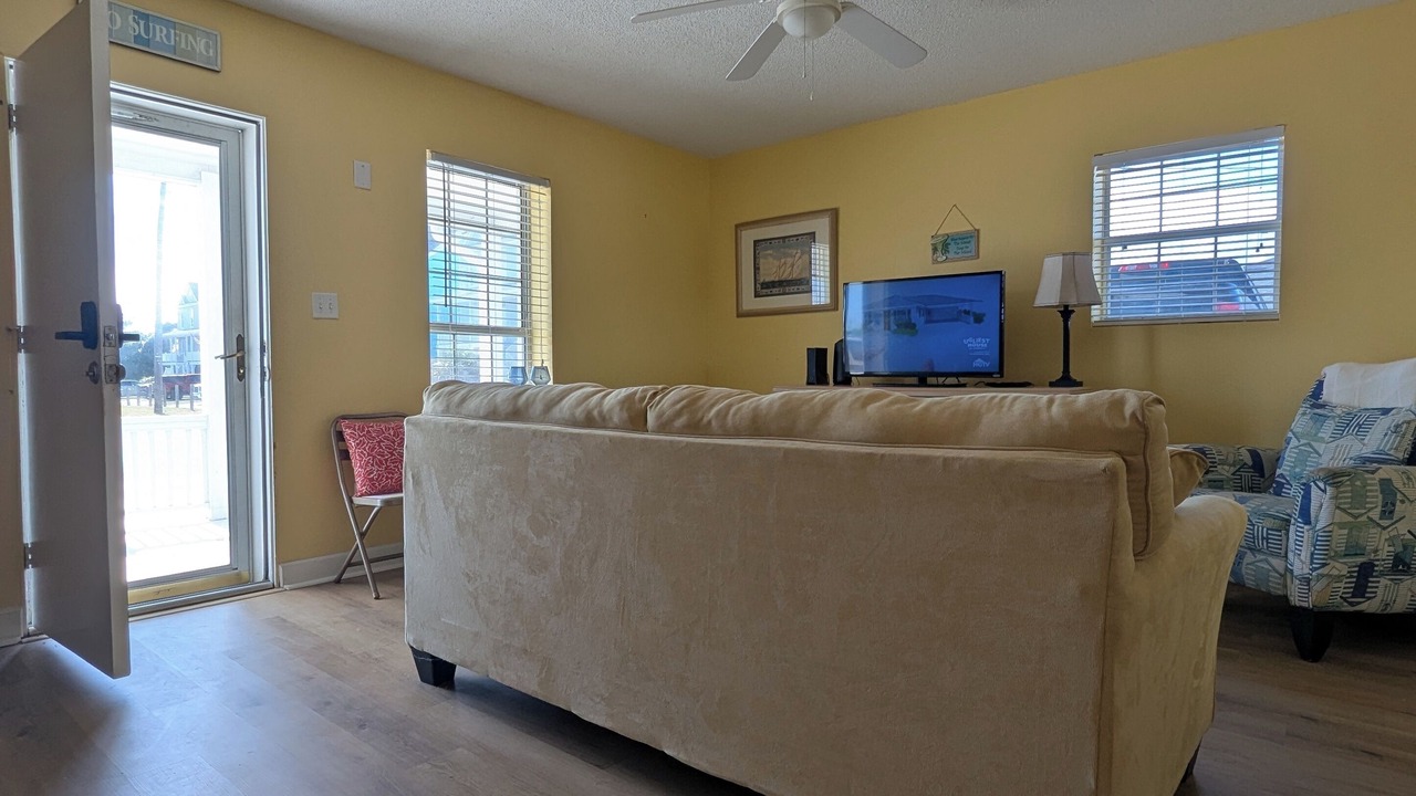 Photo of Livingroom in Morehead City