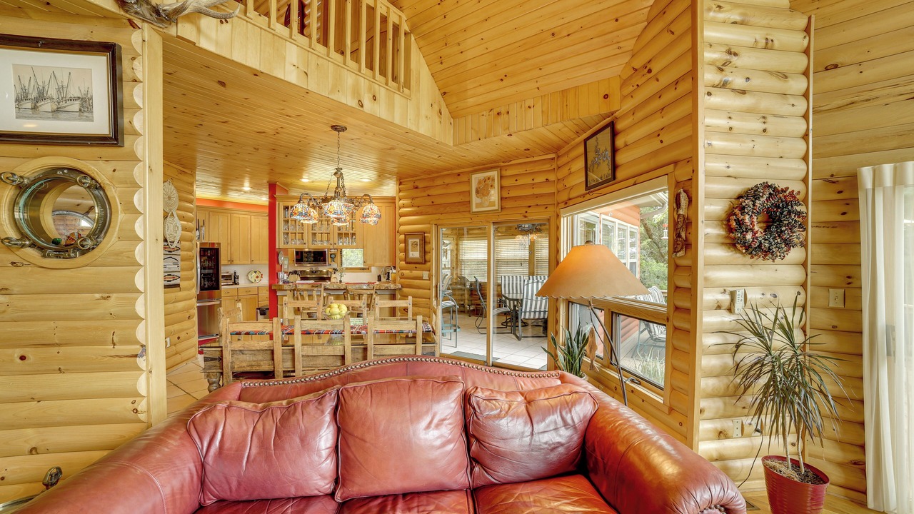 Photo of Livingroom in Shell Knob