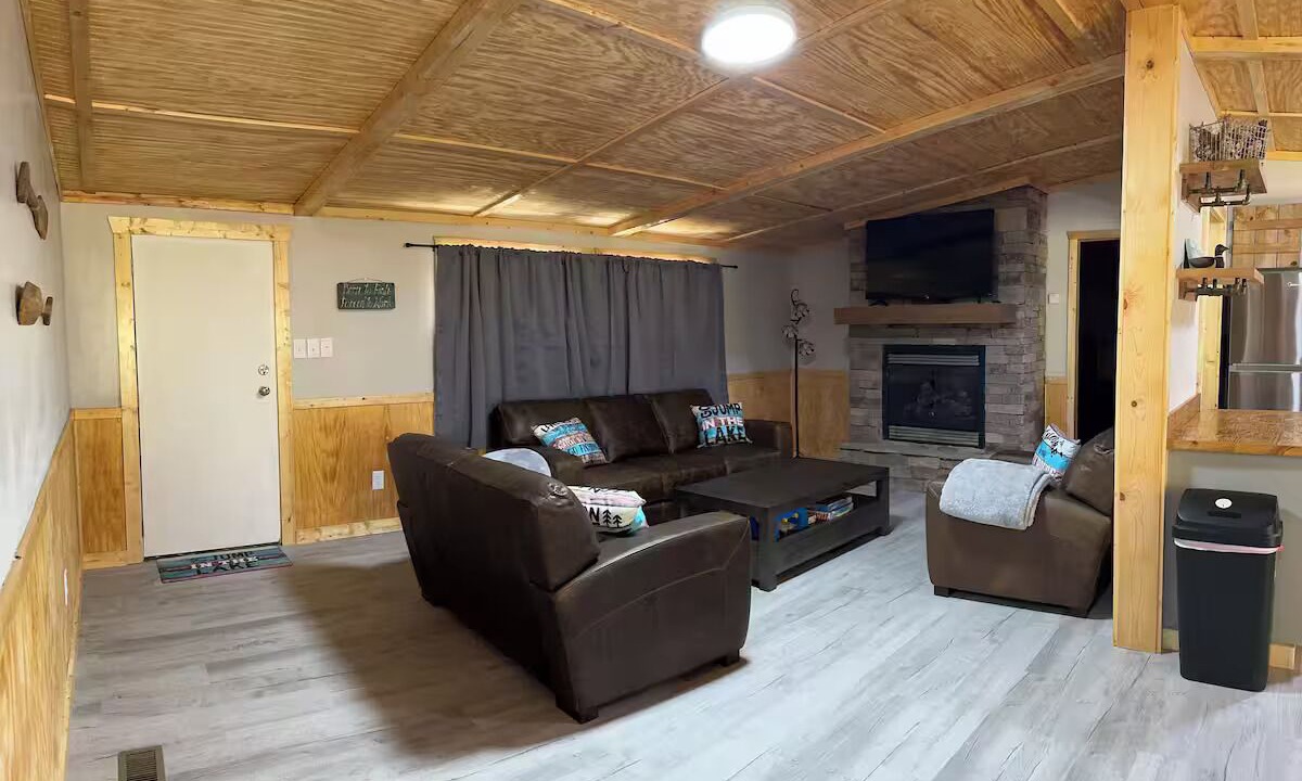 Photo of Livingroom in Big Creek