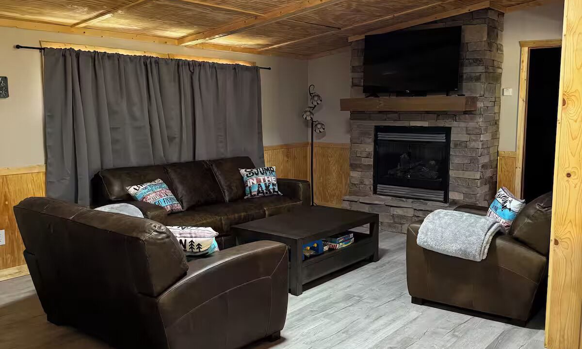 Photo of Livingroom in Big Creek