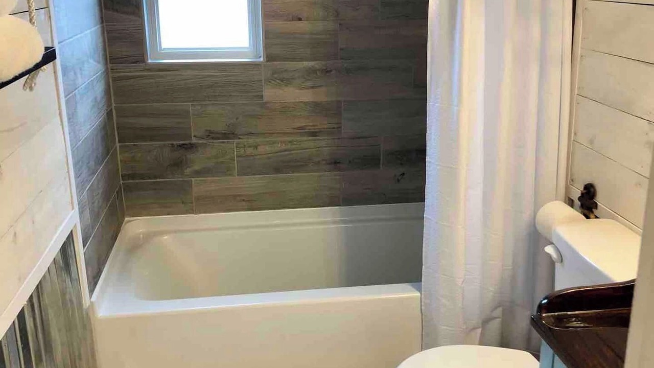 Photo of Bathroom in Washington