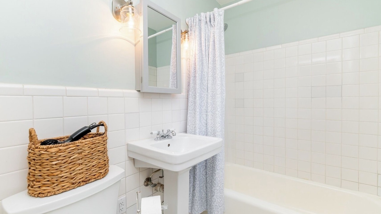 Photo of Bathroom in Shelbyville