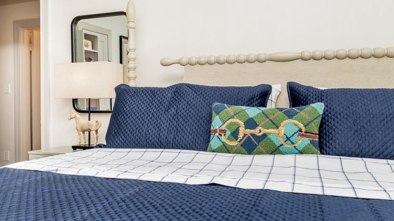 Photo of Bedroom in Shelbyville