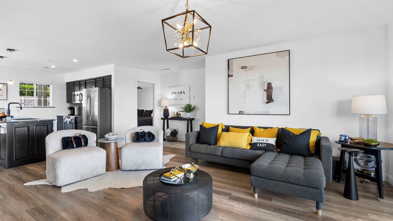 Photo of Livingroom in Kimberling City