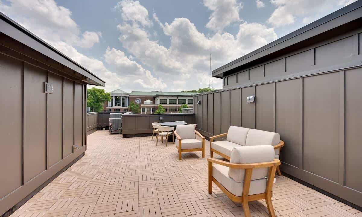 Photo of Outdoor in Hillsboro Village