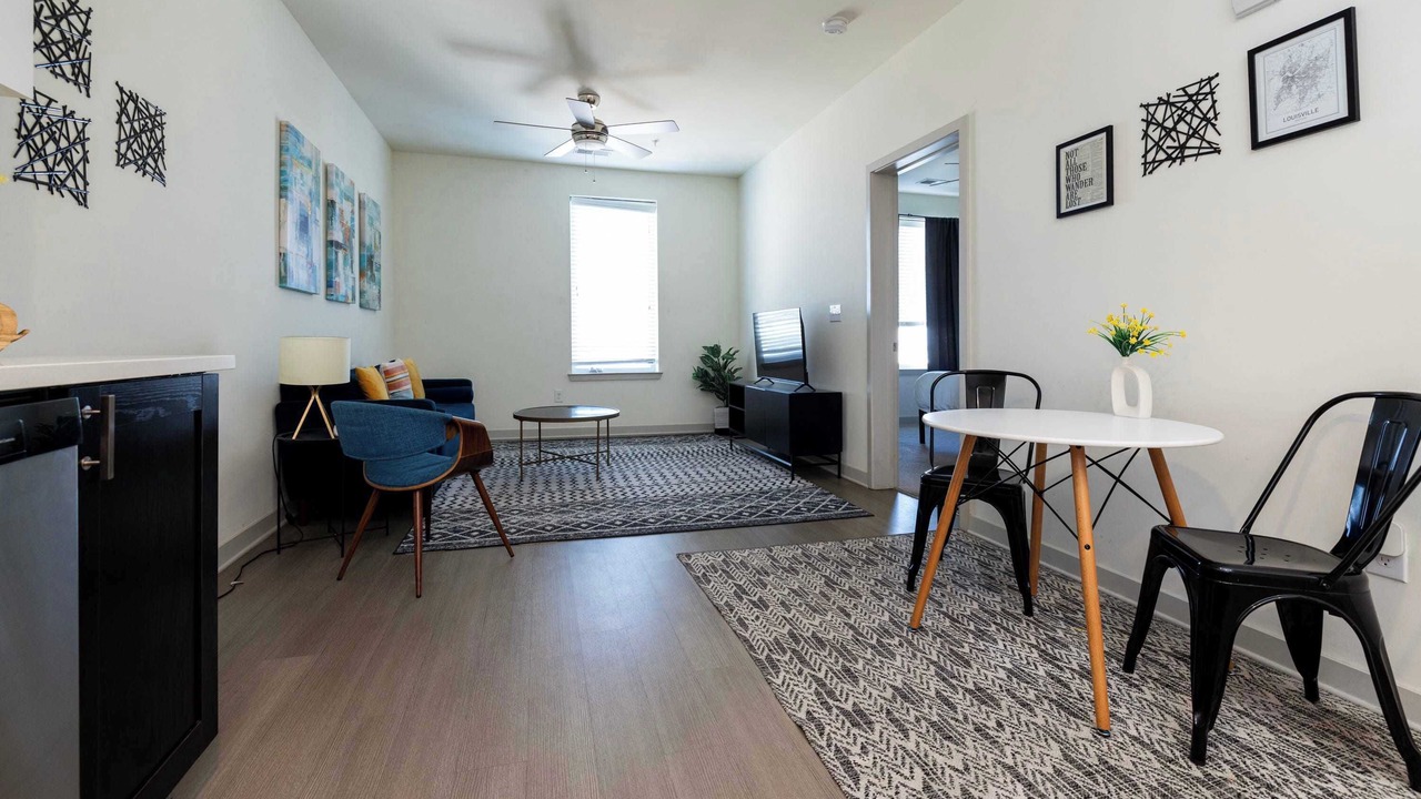 Photo of Livingroom in Downtown Louisville