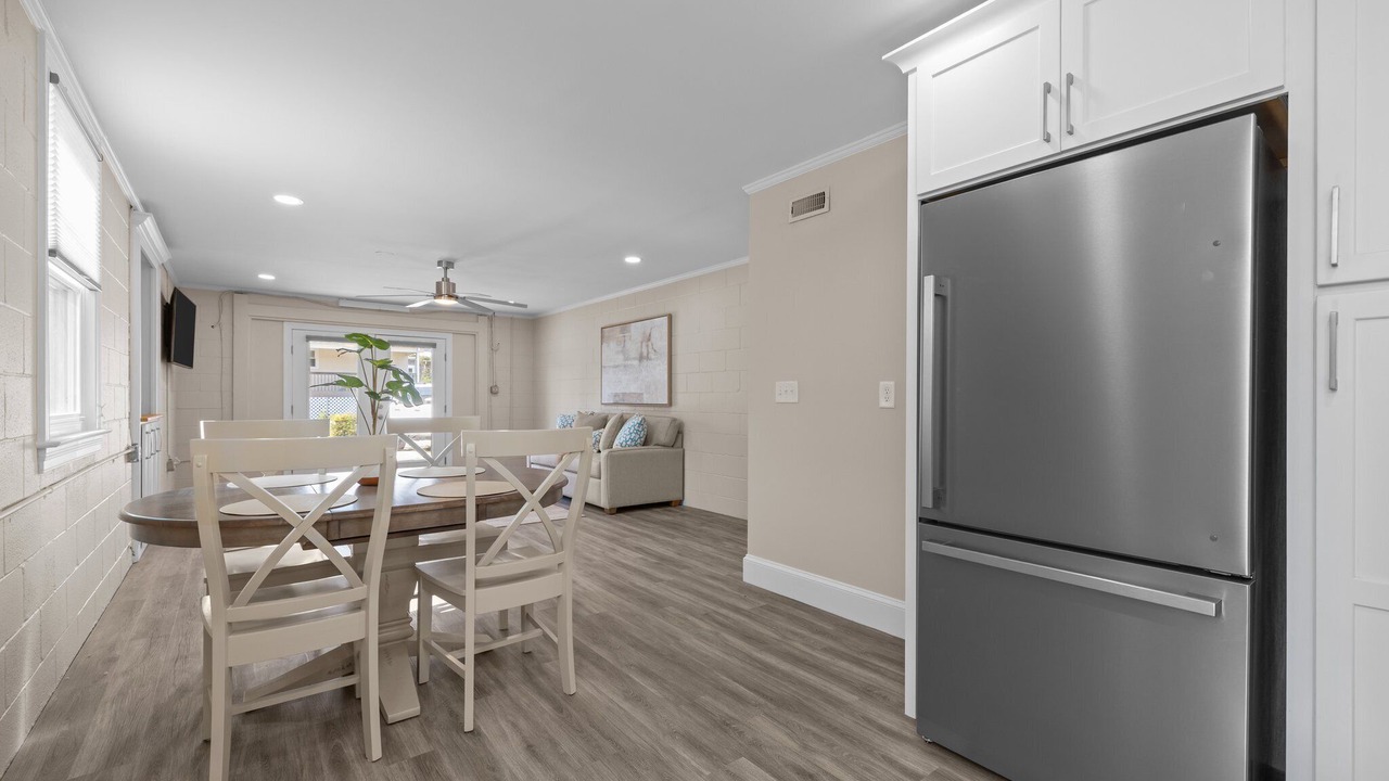 Photo of Bedroom in Atlantic Beach