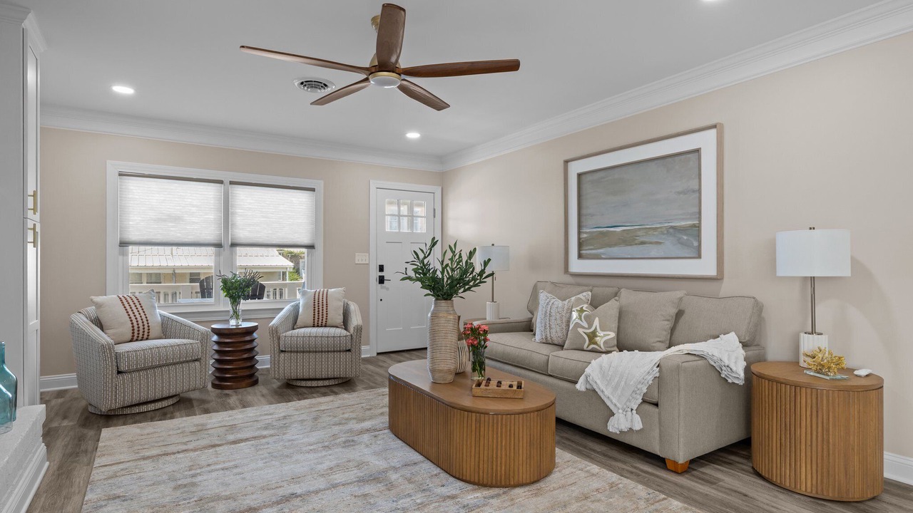 Photo of Livingroom in Atlantic Beach