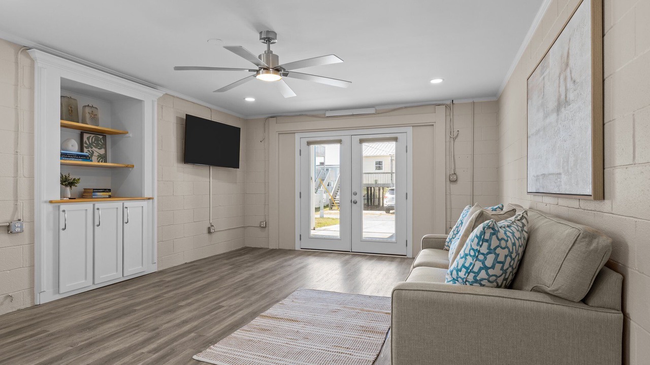 Photo of Bedroom in Atlantic Beach