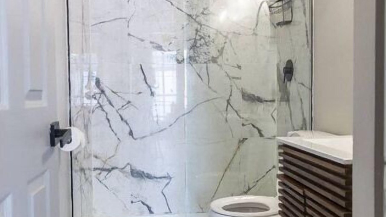 Photo of Bathroom in Downtown Memphis
