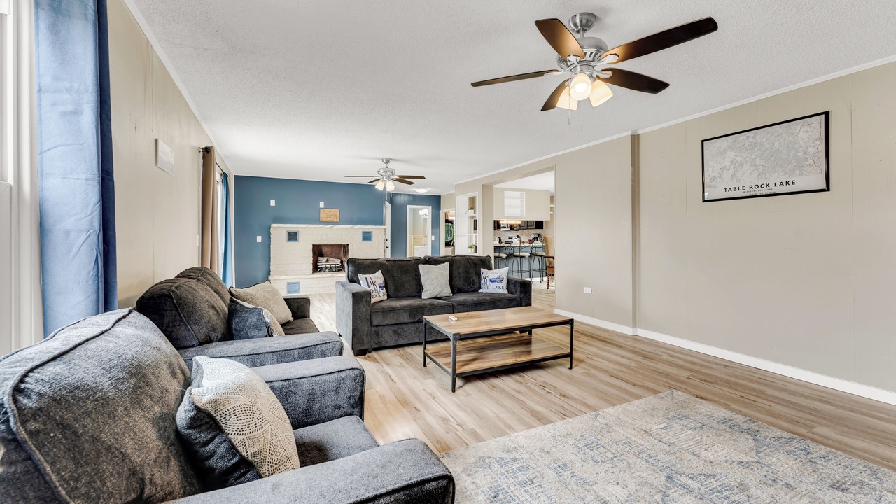 Photo of Livingroom in Shell Knob