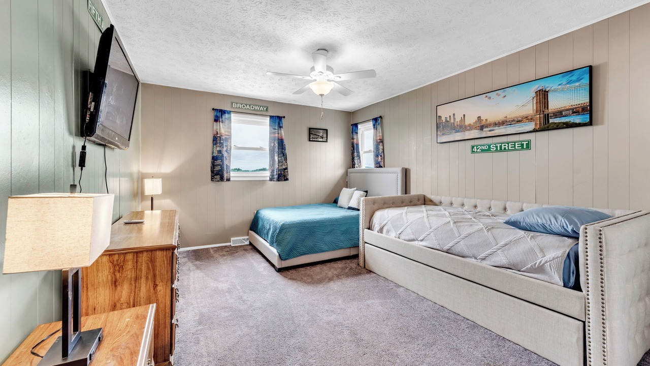 Photo of Bedroom in Shell Knob