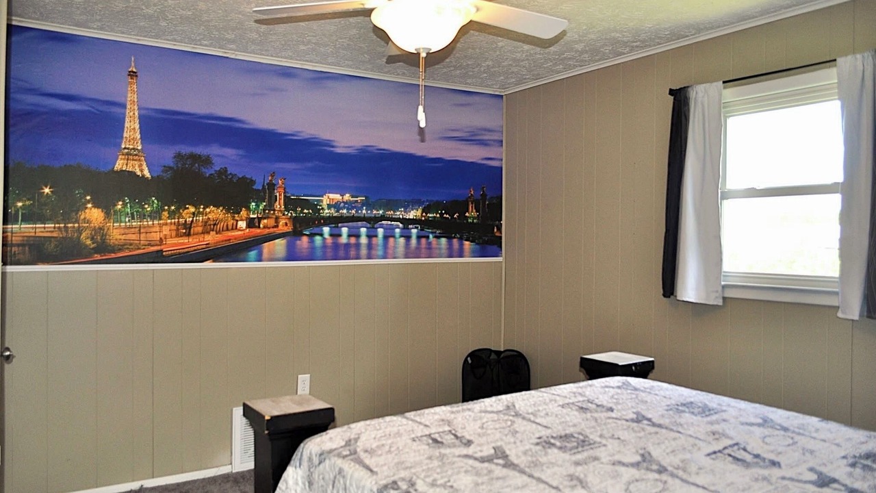 Photo of Bedroom in Shell Knob
