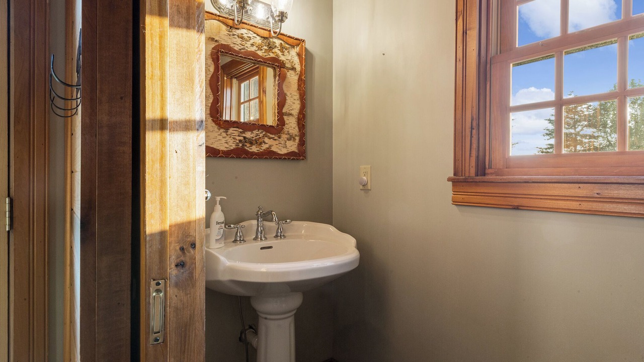 Photo of Bathroom in Coxs Creek