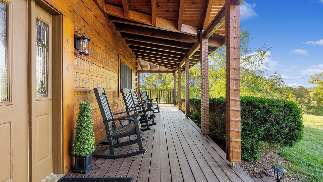 Photo of Patio Balcony in Coxs Creek
