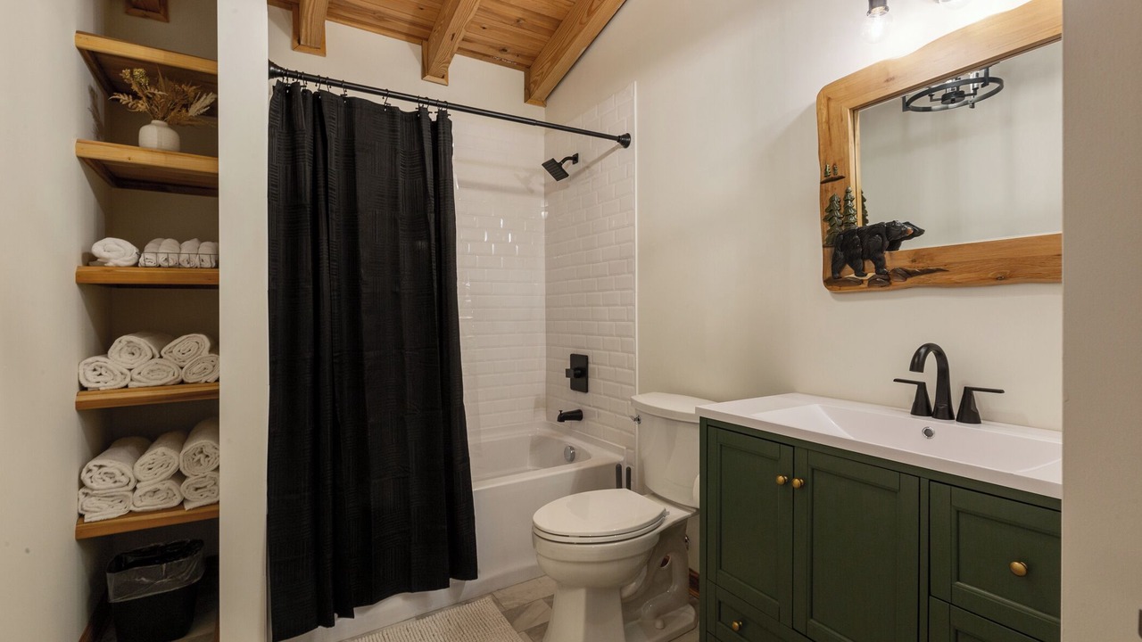Photo of Bathroom in Coxs Creek
