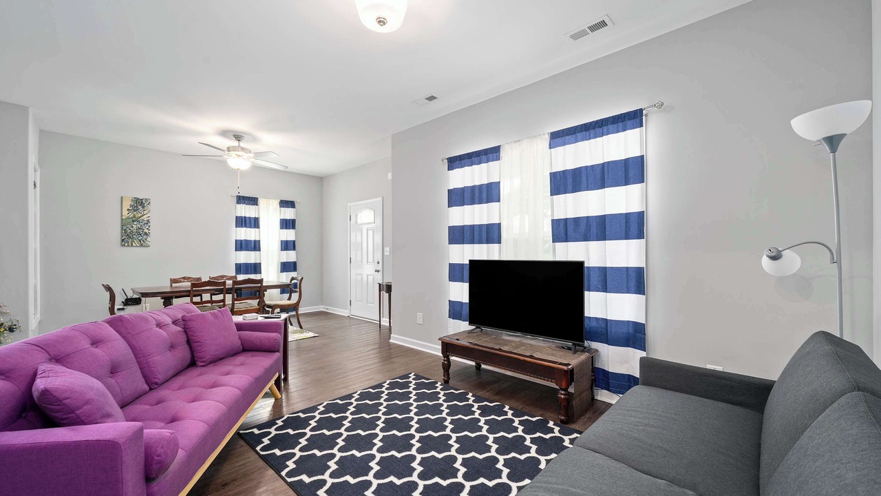Photo of Livingroom in Clarksville