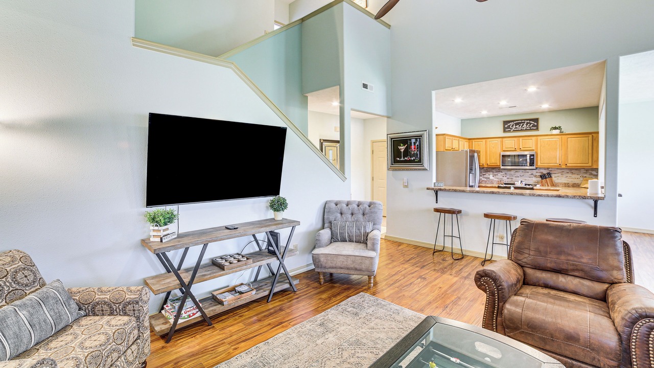 Photo of Livingroom in Branson West