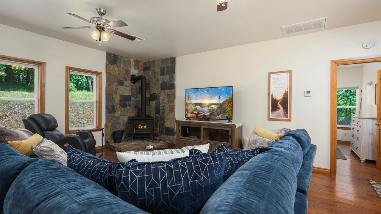 Photo of Livingroom in Pickens