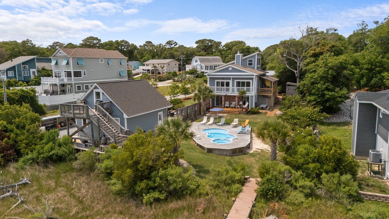 Photo of Others in Emerald Isle