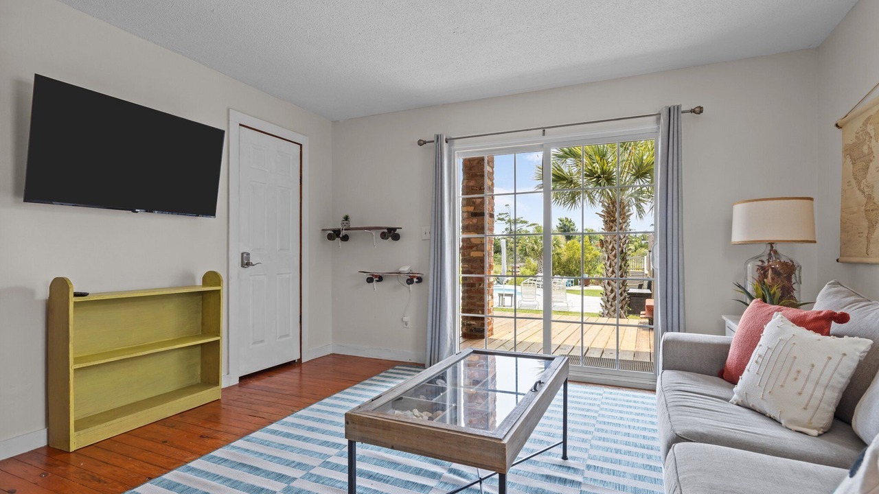 Photo of Livingroom in Emerald Isle