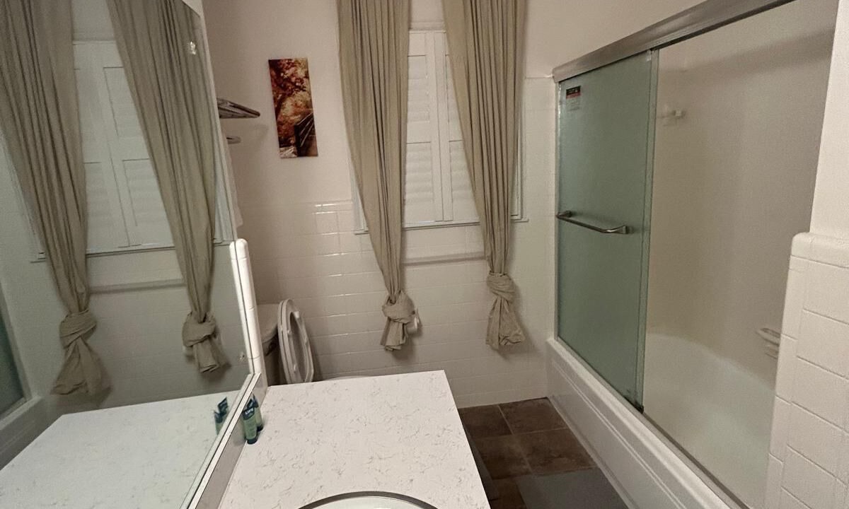 Photo of Bathroom in East Memphis