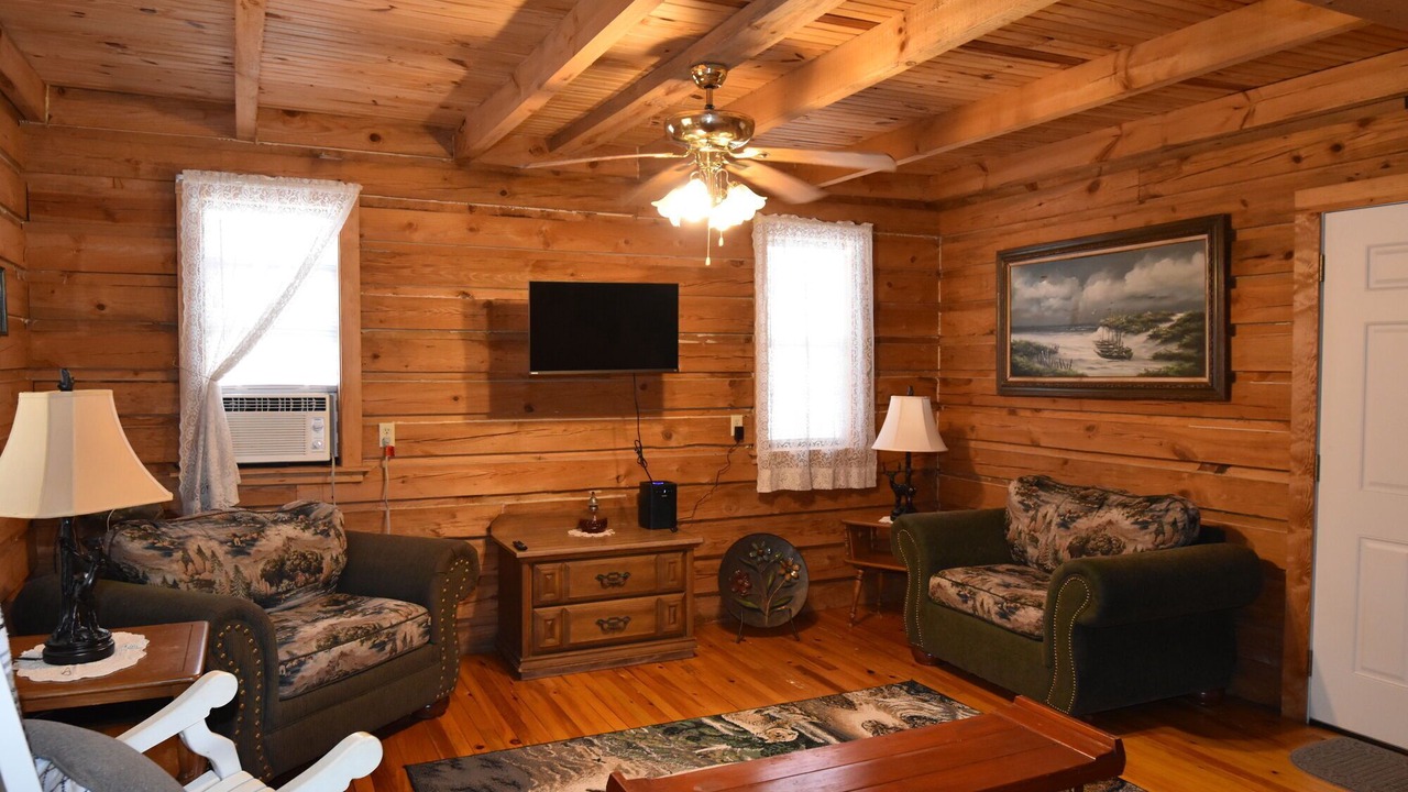 Photo of Livingroom in Woodbine