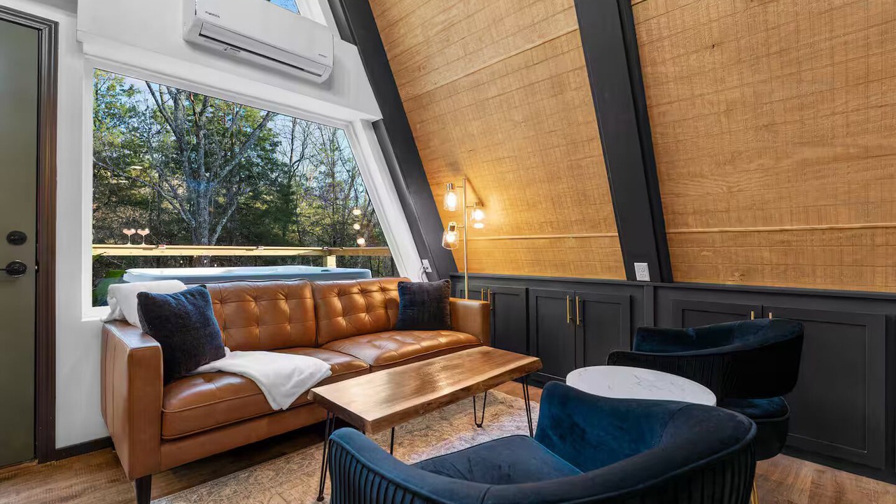 Photo of Livingroom in Omaha
