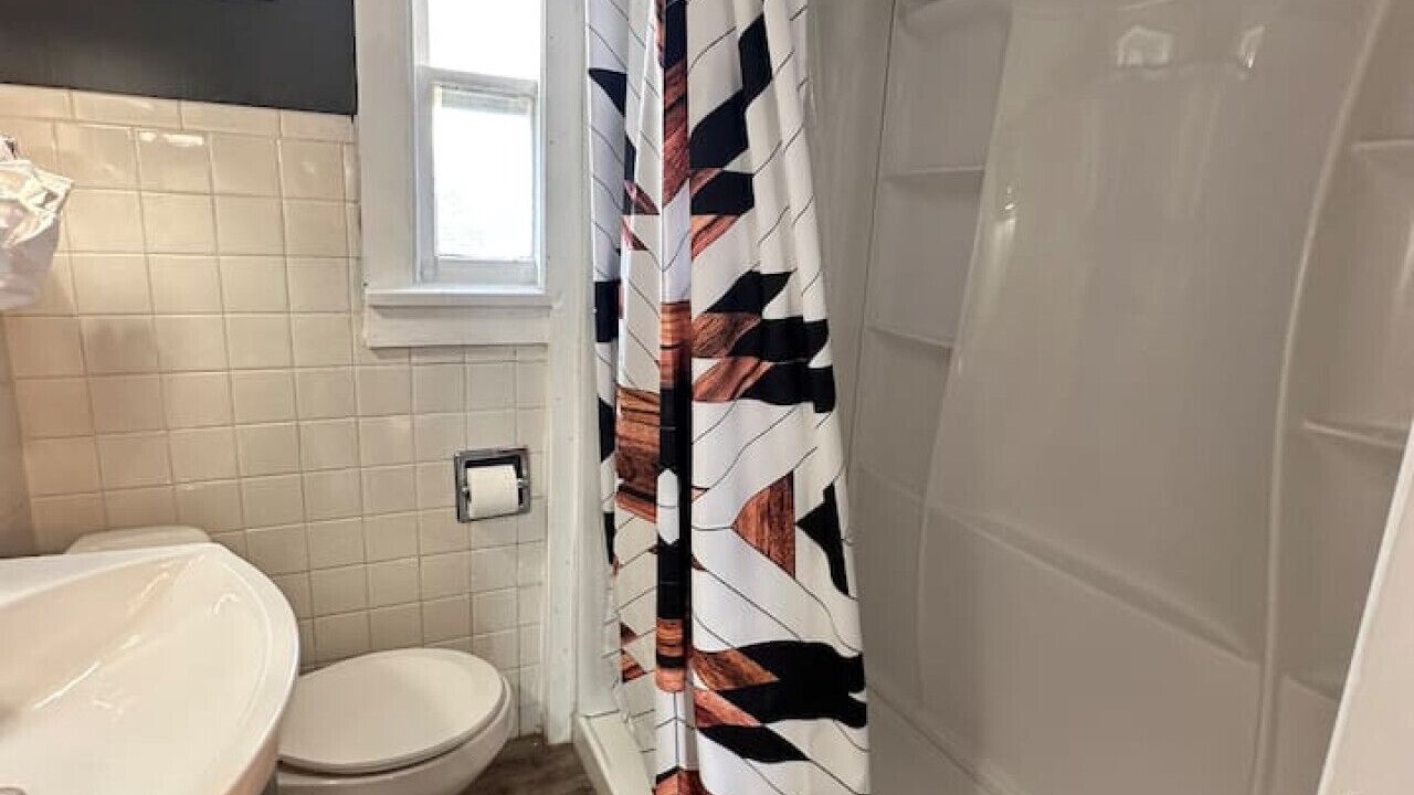 Photo of Bathroom in Russell